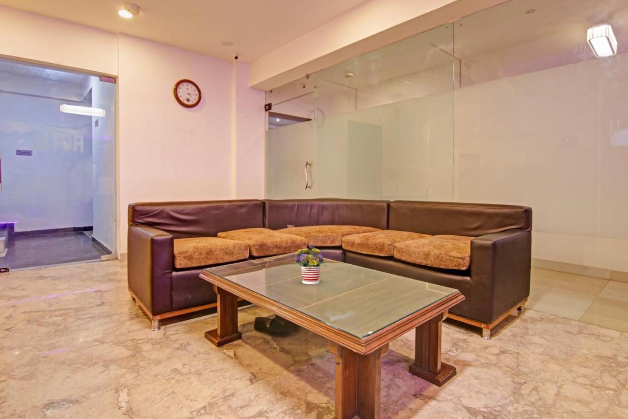 Hotel 19 West New Delhi Bagian luar foto
